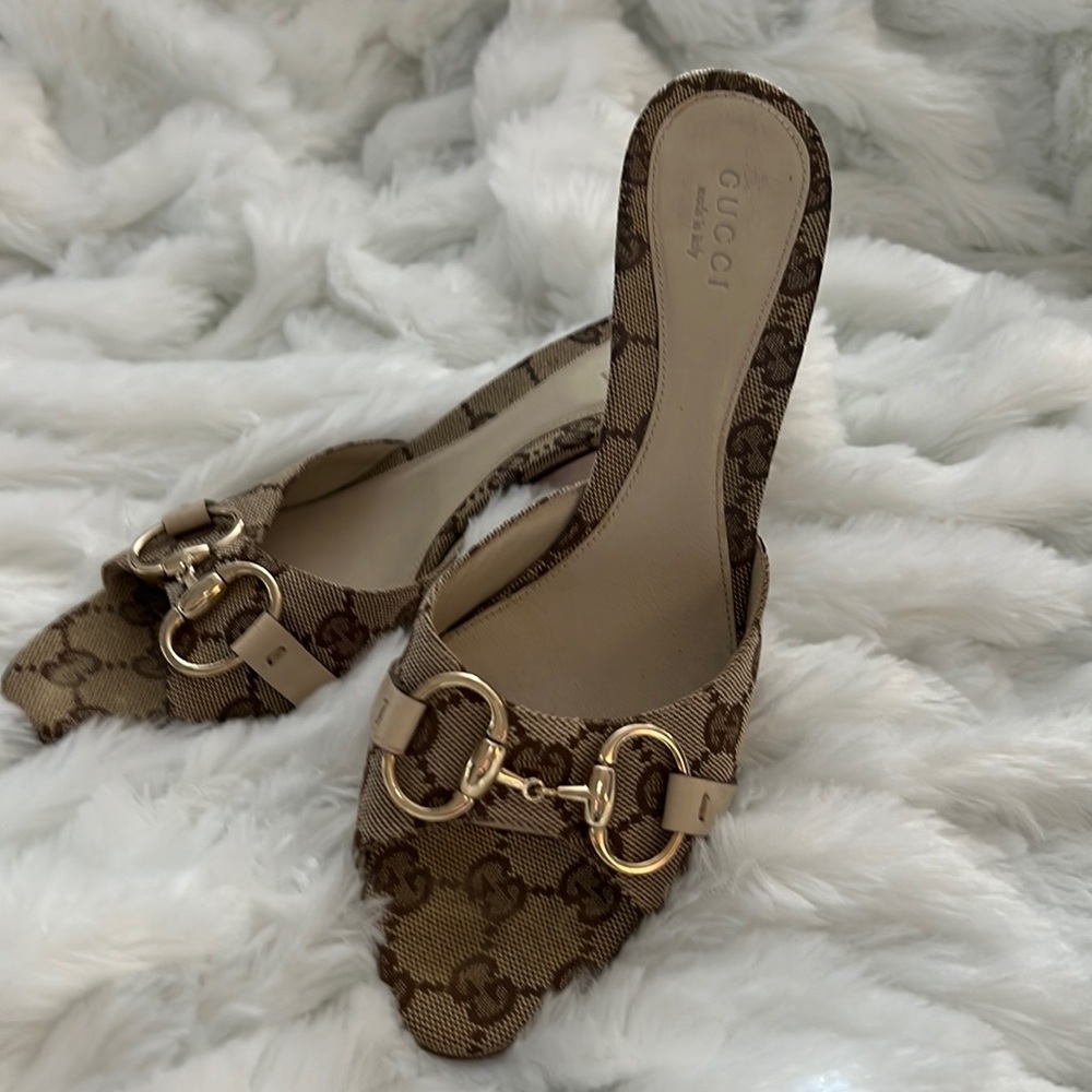 Gucci heels